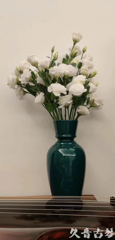 内江市早安  人生如花，我们都是自己航船的船长。